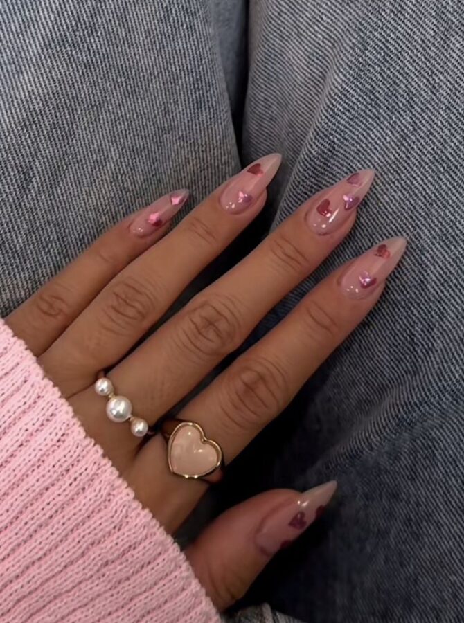 A perfectly polished nude manicure offers a sophisticated and understated style. #NudeMani #NailArtTechniques #SophisticatedStyle #UnderstatedElegance