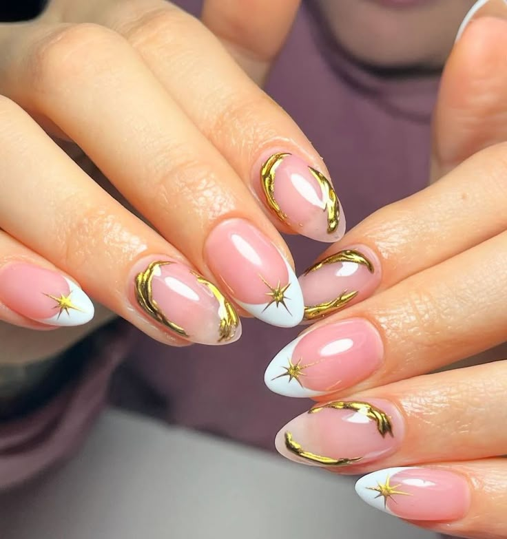 Add a touch of glamorous shine to your spring look with these trendy metallic gold tip nails. #GoldTipNails  #MetallicNails