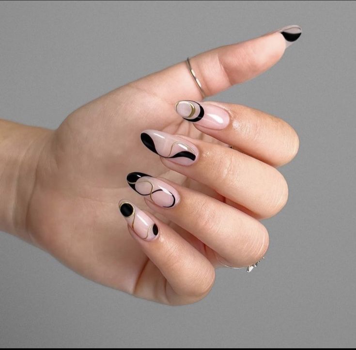 These negative space nail designs are a modern and chic way to celebrate your birthday.  #NegativeSpaceManicure